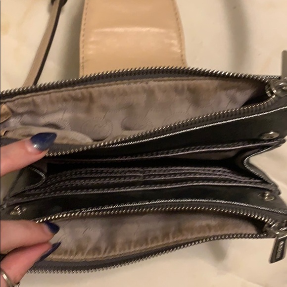 Michael Kors crossbody bag - Picture 3 of 4